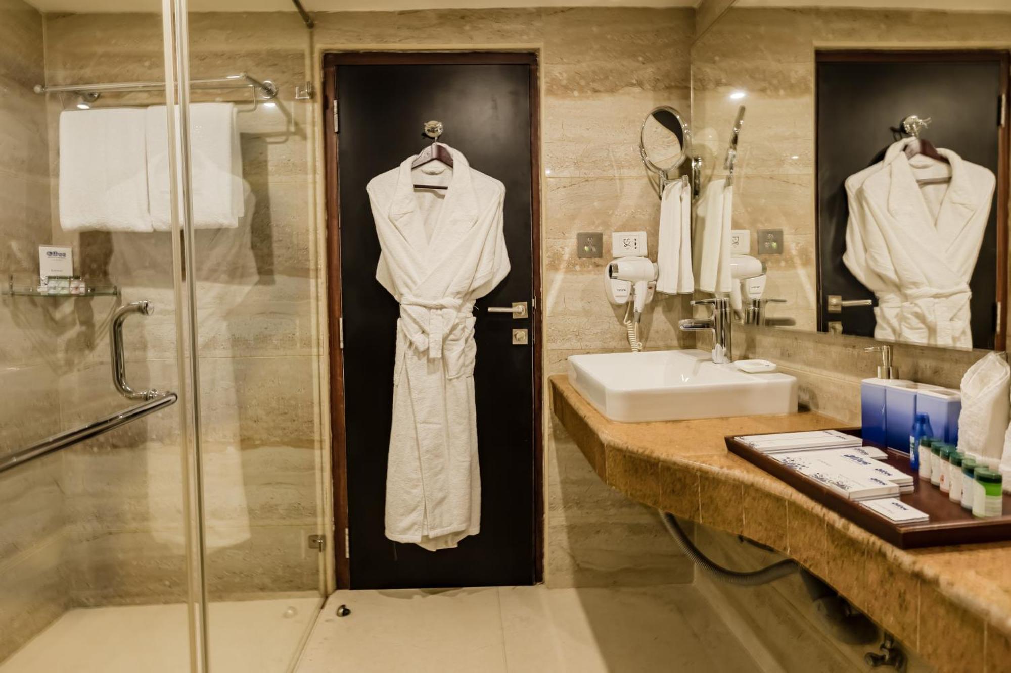 Olive Downtown Hotel Kochi Kültér fotó