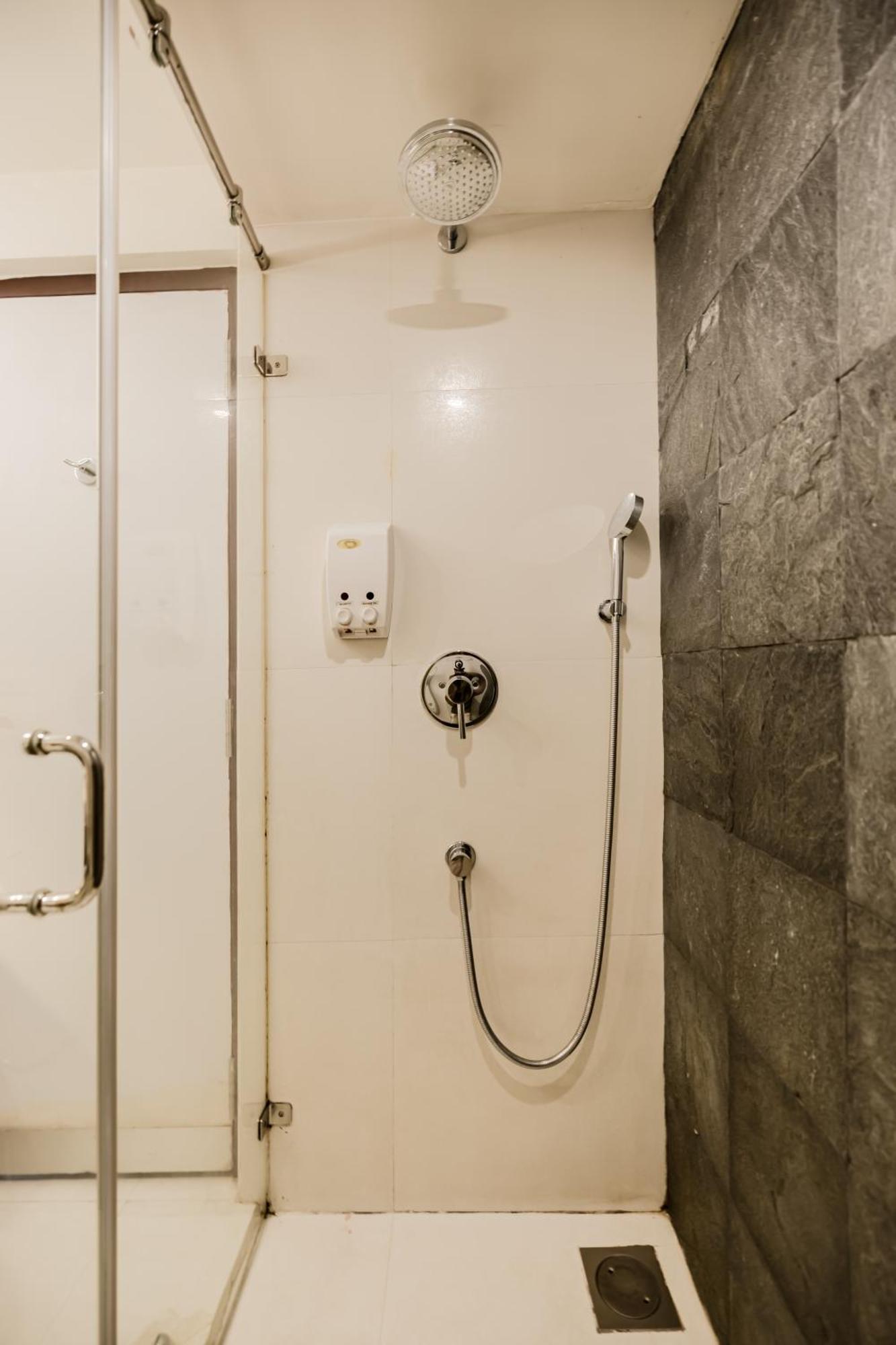 Olive Downtown Hotel Kochi Kültér fotó
